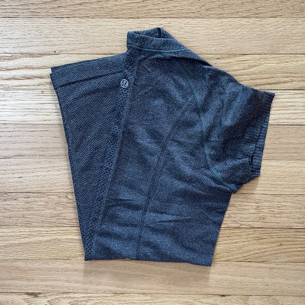Lululemon Swiftly Tech Short Sleeve Shirt